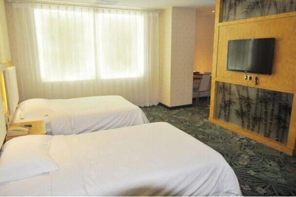 June Hotel Changchun Exterior photo
