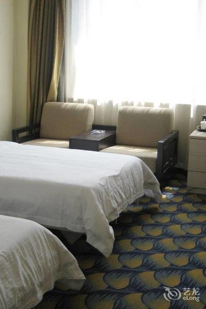 June Hotel Changchun Exterior photo